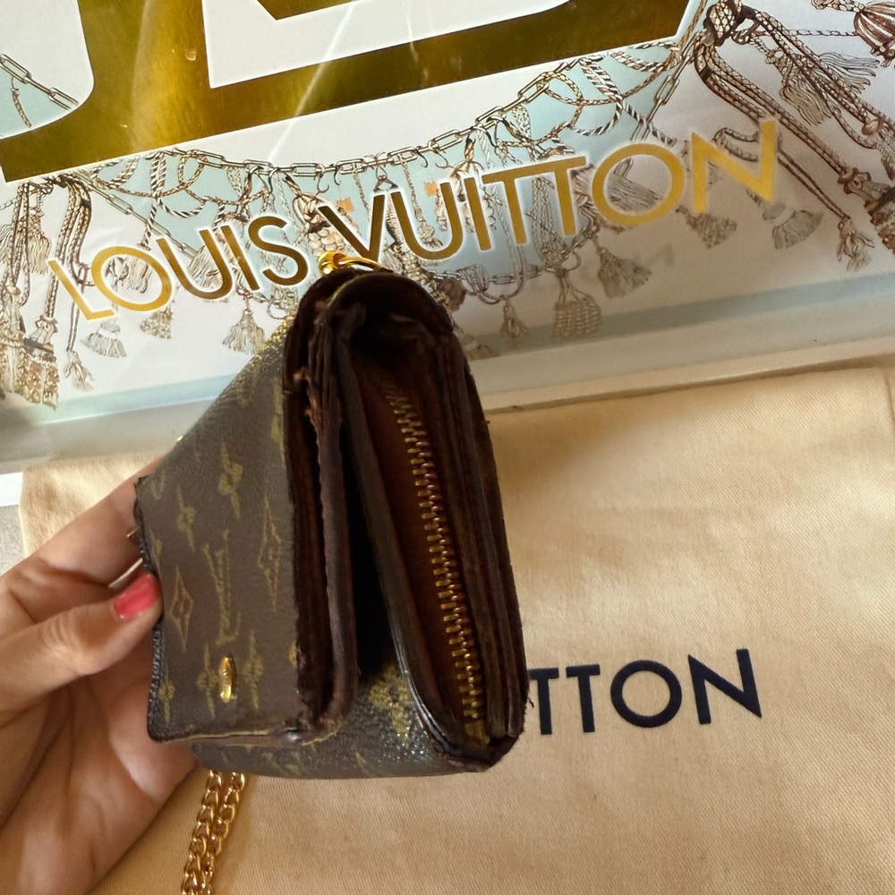 Louis Vuitton Vintage Brown Monogram Wallet in Chain - Picture 12 of 14